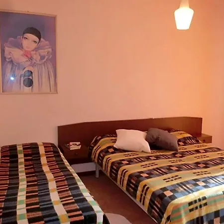 Comfy One-bedroom With Balcony And Lift Apartment Bibione