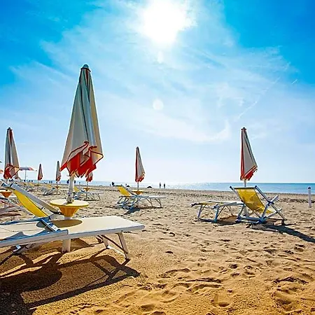 Apartment Comfy One-bedroom With Balcony And Lift Bibione