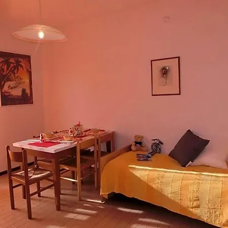 Comfy One-bedroom With Balcony And Lift Apartment Bibione