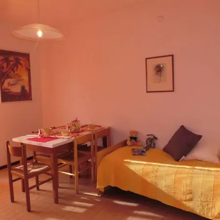Comfy One-bedroom With Balcony And Lift Bibione